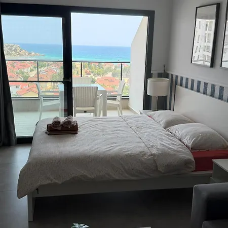 Apartment Caesar Blue Sea View *
