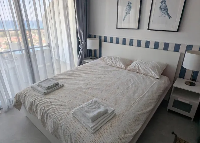 Apartment Caesar Blue Sea View *