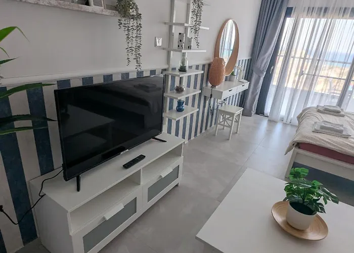 Caesar Blue Sea View Apartment Boghaz